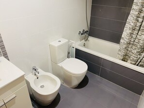 House, Smoking - Ap760 in Piles With 2 Bedrooms and 1 Bathrooms (Piles)