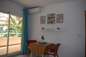 House - Ap1112 in Denia With 1 Bedrooms and 1 Bathrooms (Denia)