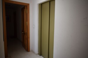House - Ap1112 in Denia With 1 Bedrooms and 1 Bathrooms (Denia)
