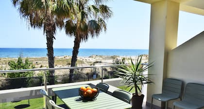 Dup3291 in Oliva With 3 Bedrooms and 2 Bathrooms