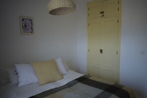 Apartment, Smoking - Dup2135 in Denia With 2 Bedrooms and 1 Bathrooms (Denia)
