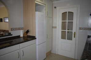 Apartment - At1403 in Oliva With 3 Bedrooms and 2 Bathrooms (Oliva)