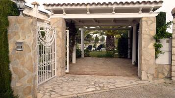 House | 2 bedrooms