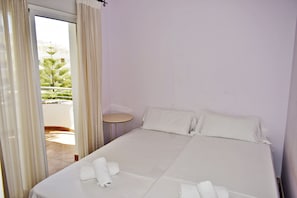 House - Ap3208 in Denia With 3 Bedrooms and 2 Bathrooms (Denia)