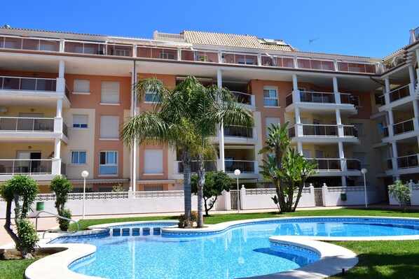 House - Ap3215 in Denia With 3 Bedrooms and 2 Bathrooms (Denia)
