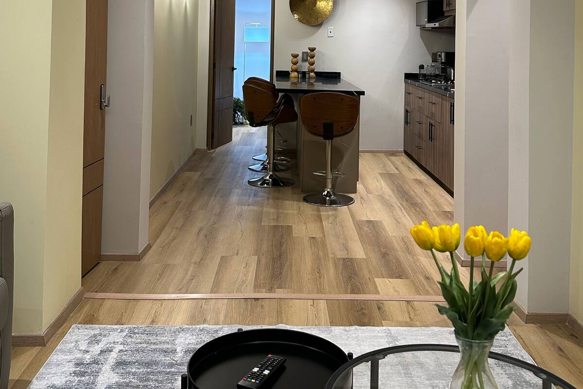 Leilighet – exclusive, 2 soverom, 2 bad | Eget kjøkken | Kjøleskap, mikrobølgeovn, kokeplater og kaffetrakter/tekoker