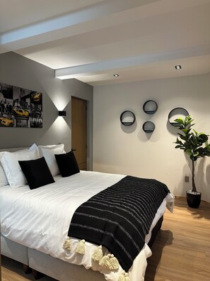 Moderno y Elegante · Departamento Superior · 2 Habitaciones | Decoración personalizada y muebles diferentes 