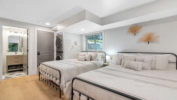 2 chambres, fer et planche à repasser, accès au Wi-Fi (inclus)