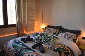 Bügeleisen/Bügelbrett, WLAN, Bettwäsche