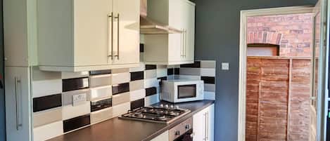 Electric kettle, toaster
