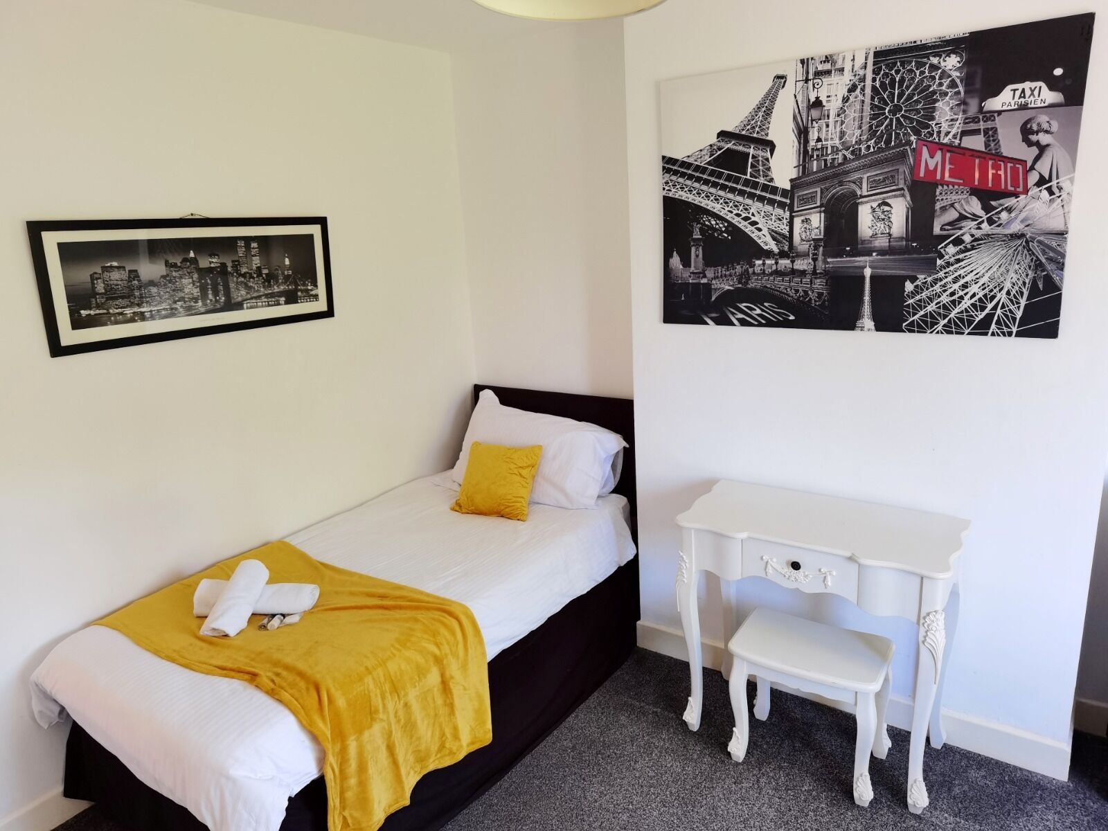 Tabla de planchar con plancha y wifi gratis 