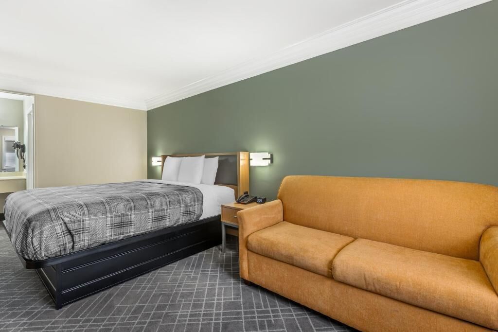 Escritorio, espacio para trabajar con un portátil, wifi gratis