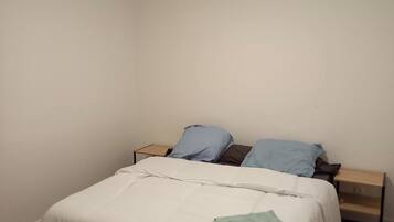 Internet, bed sheets