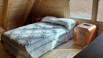 2 dormitorios, escritorio, tabla de planchar con plancha y wifi gratis