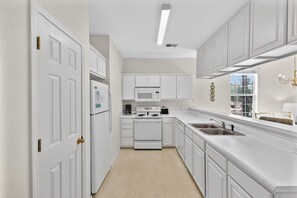 Interior - Fairways 30C (Myrtle Beach)