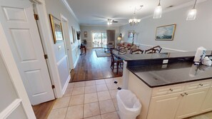 Interior - Magnolia Pointe Luster Leaf 4898-103 (Myrtle Beach)