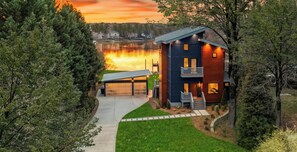 Exterior - Blue Haven (Mooresville)