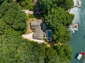 Interior - Queens Cove (Mooresville)