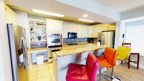 Interior - Ocean Blue 501 (Myrtle Beach)