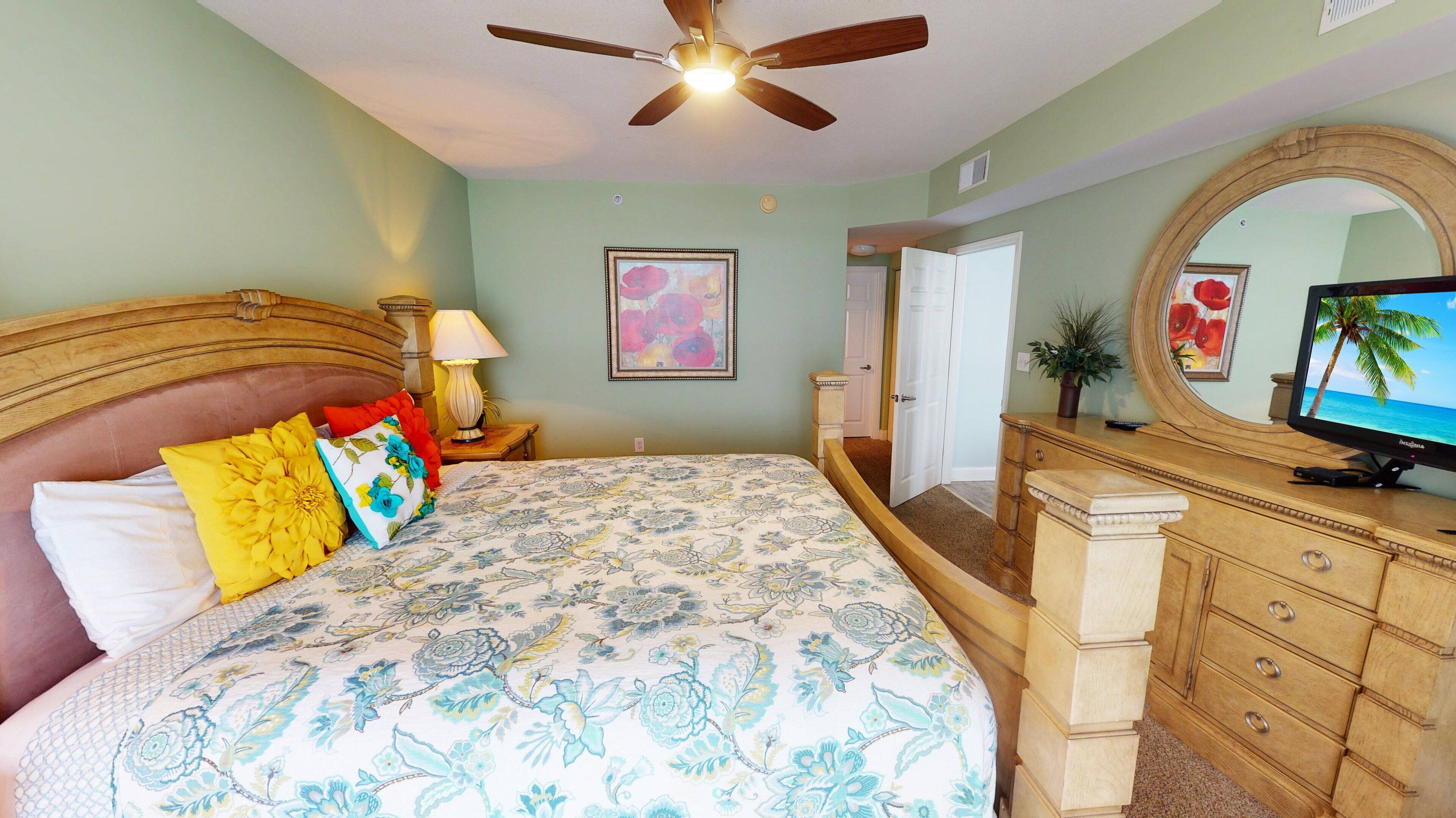 المنشأة من الداخل