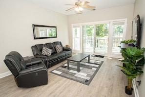 Front of property - World Tour 100-201a (Myrtle Beach)