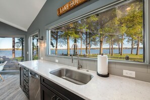 Ev (4 Bedrooms) | İç mekân