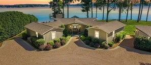 House (4 Bedrooms) | Front of property - Lake Norman Playaway (Mooresville)