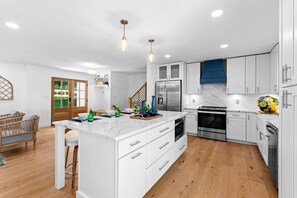 Interior - Lakefront Living (Mooresville)