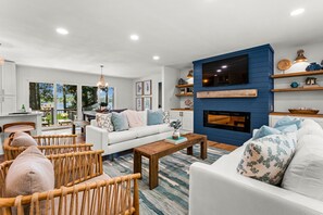 Interior - Lakefront Living (Mooresville)