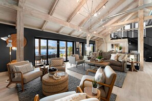 Interior - Keenan Beach (Mooresville)