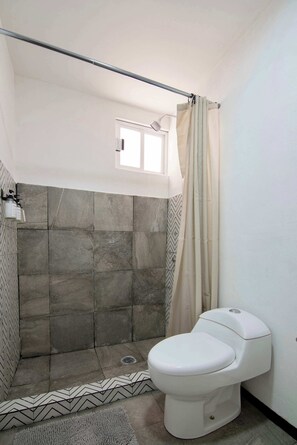 Shower, hair dryer - Enjoy house for 18 guests in Condesa (Ciudad de México)