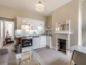 Interior - Two-Bed Apartment Next To The Sea (Cromer)