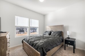 Casa exclusiva, vistas al jardín | Ropa de cama de alta calidad y edredones de plumas