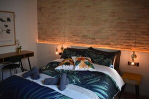 2 Schlafzimmer, Bügeleisen/Bügelbrett, WLAN, Bettwäsche