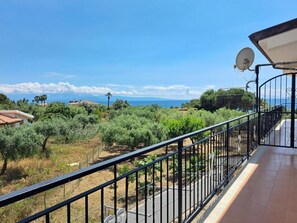 Iron/ironing board - Villa Riviera  (Santa Maria)
