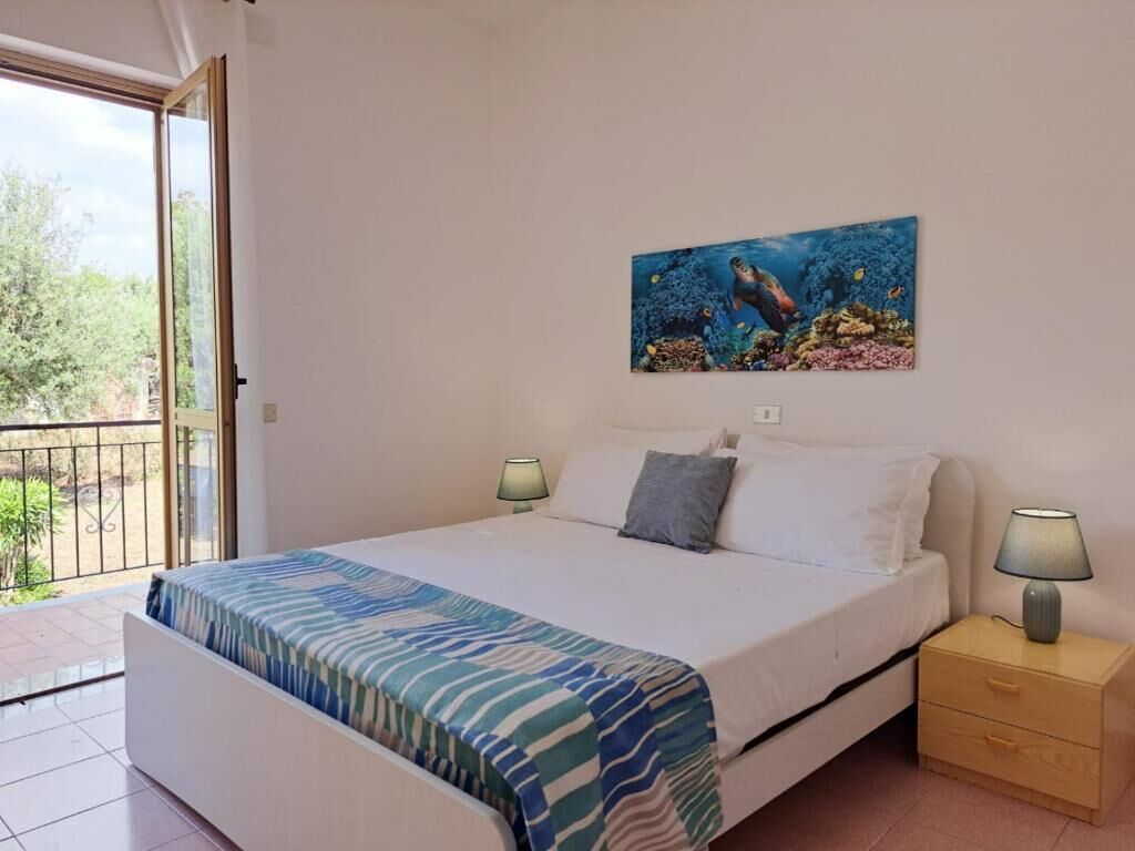 Comfort Apartment | Iron/ironing board