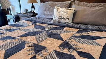 Ferros/tábuas de passar roupa, Wi-Fi de cortesia, roupa de cama