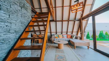 Deluxe Bungalow | Interior