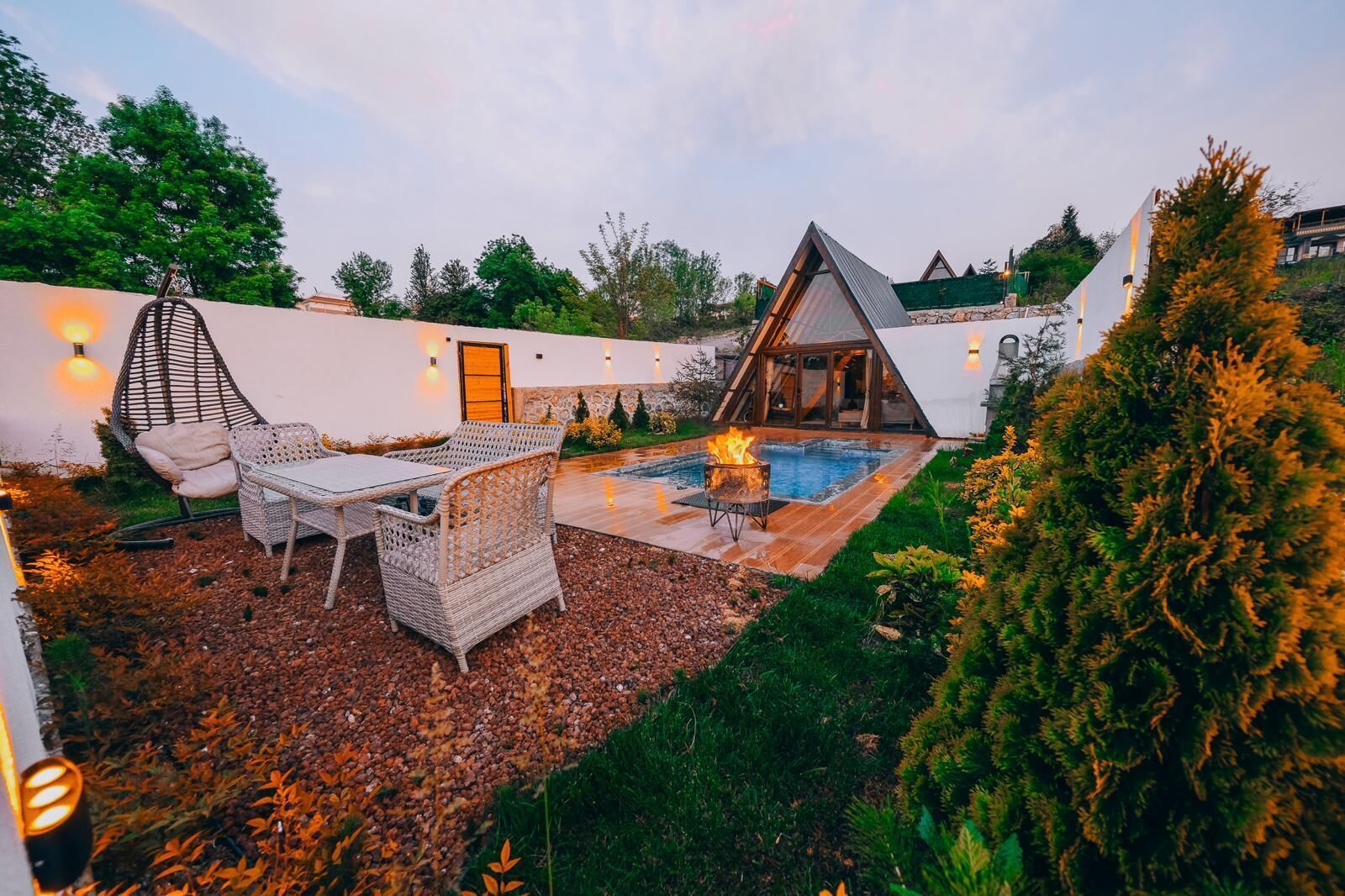 Bangalô luxo | Opções para refeição ao ar livre