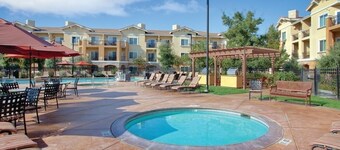 Club Wyndham Vino Bello Resort, Napa FL 1 Bedroom Suite Fully Furnished-4people