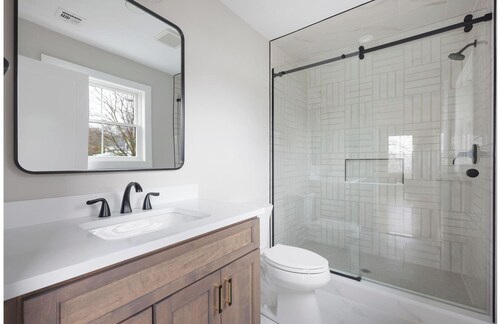 Spacious 6-bedroom house in amazing Downtown Westfield NJ