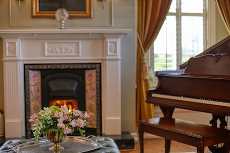 Lobby. The Allen House Bed & Brunch