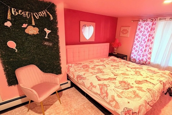 2 sovrum, skrivbord, strykjärn/strykbräda och gratis wi-fi