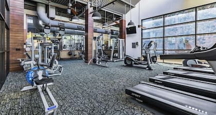 Cozy 2BR Corporate Stay Near UT Southwestern & Love Field