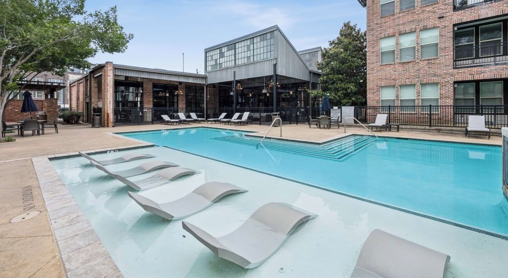 Alberca al aire libre 