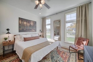 2 habitaciones, tabla de planchar con plancha, wifi y ropa de cama