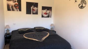 3 Schlafzimmer, Bügeleisen/Bügelbrett, WLAN, Bettwäsche
