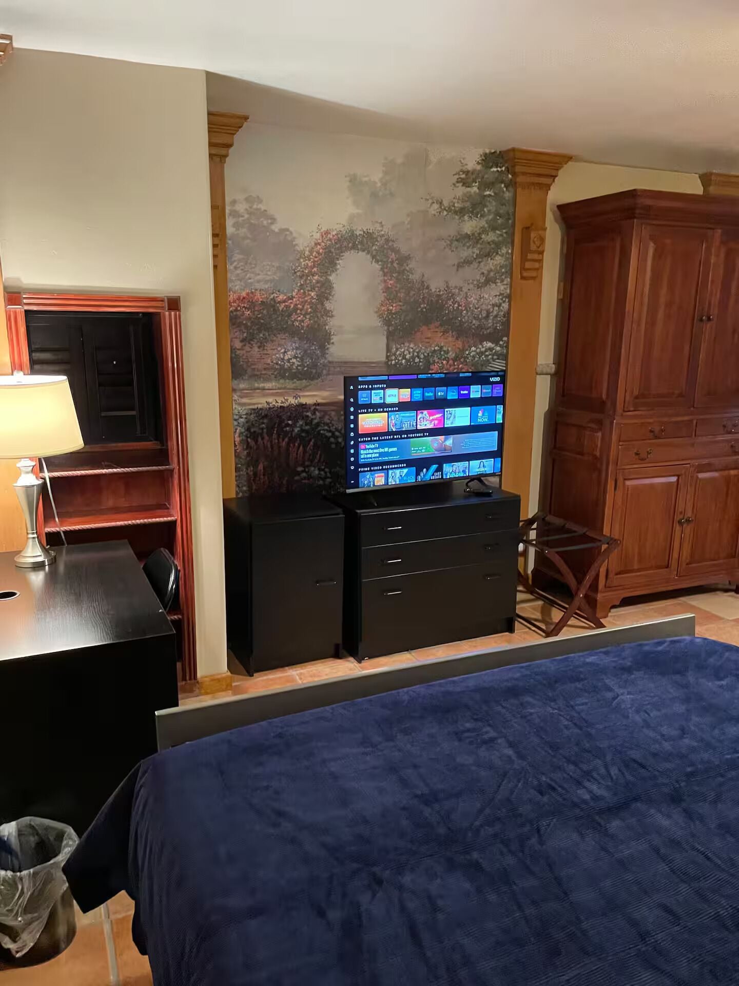 1 chambre, bureau, fer et planche à repasser, Wi-Fi gratuit