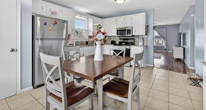 Eagles Rest Home • Sleeps 7 • Minutes to Army Base