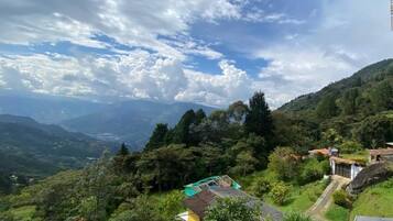 Vue depuis lâhĂ©bergement